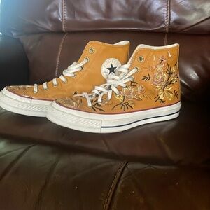 Converse All Star, Size US 9, gently worn.